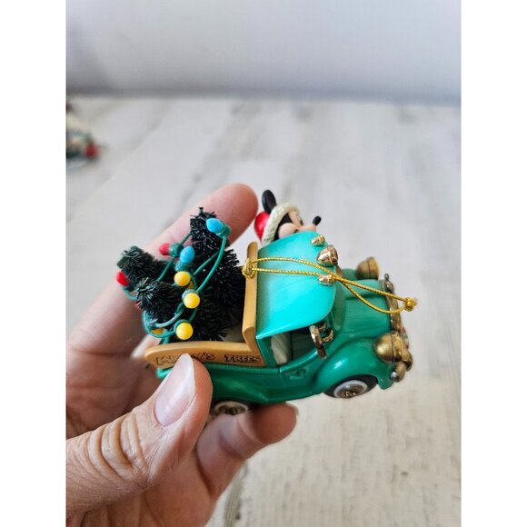 Enesco Mickey's trees truck car ornament vintage Xmas tree - Picture 9 of 10